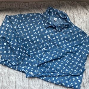 Patterned thin denim button up shirt